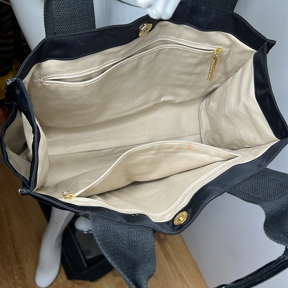 Tory Burch Large A4 Black Nylon Patent Hidden Snap Tote Bag - Picture 8 of 13